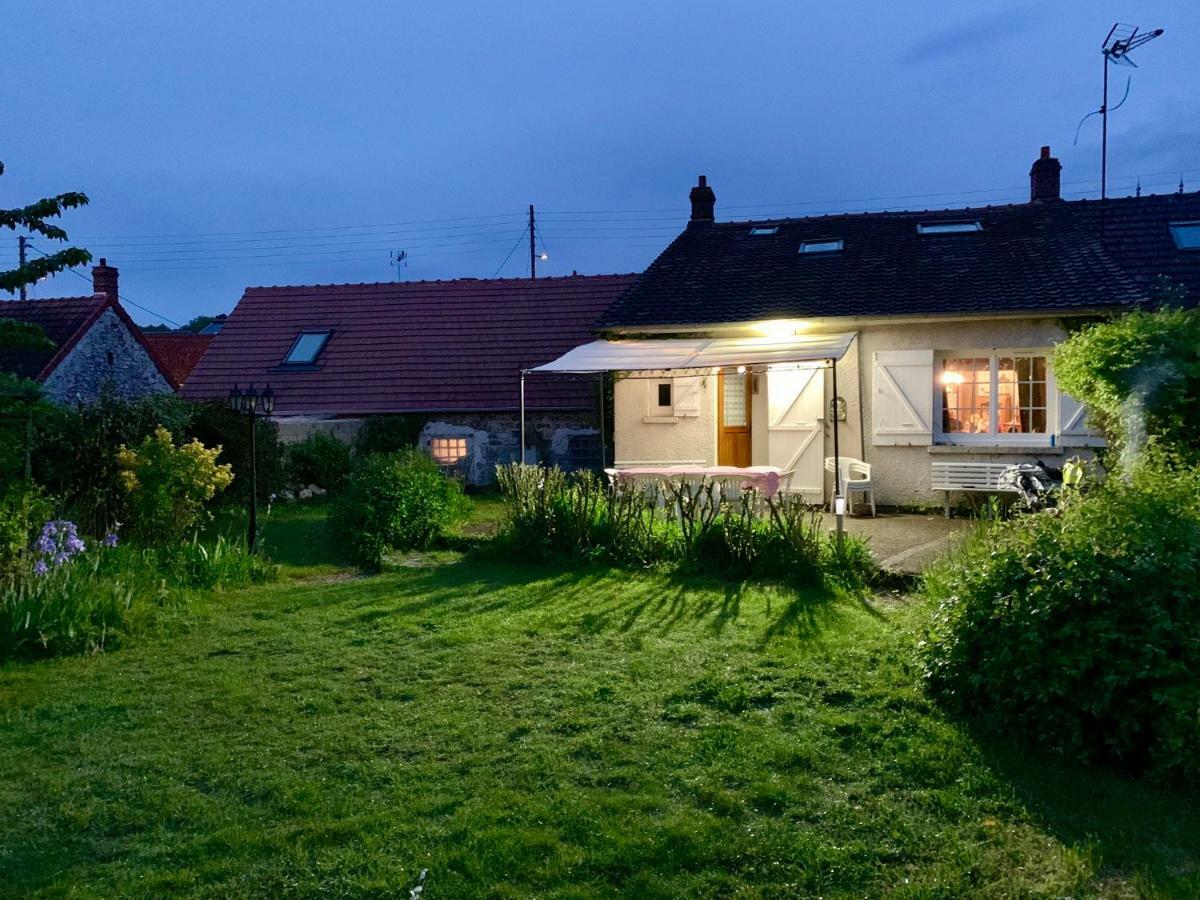 Villa Chez Madame Titus à Ormoy-Villers Extérieur photo